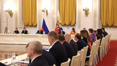 Photo of Заседание с участием политиков